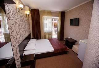 Гостиница Самара Геленджик Двухместный номер с 1 кроватью и балконом-7