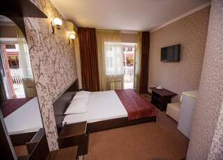 Гостиница Самара Геленджик Двухместный номер с 1 кроватью и балконом-10